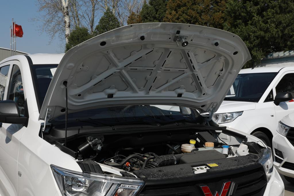 五菱宏光新款皮实,目前五菱宏光最新款车型