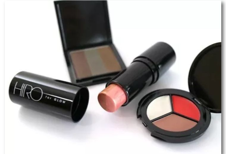 败了吗？朋友圈大火的杂志赠品拆出来看看