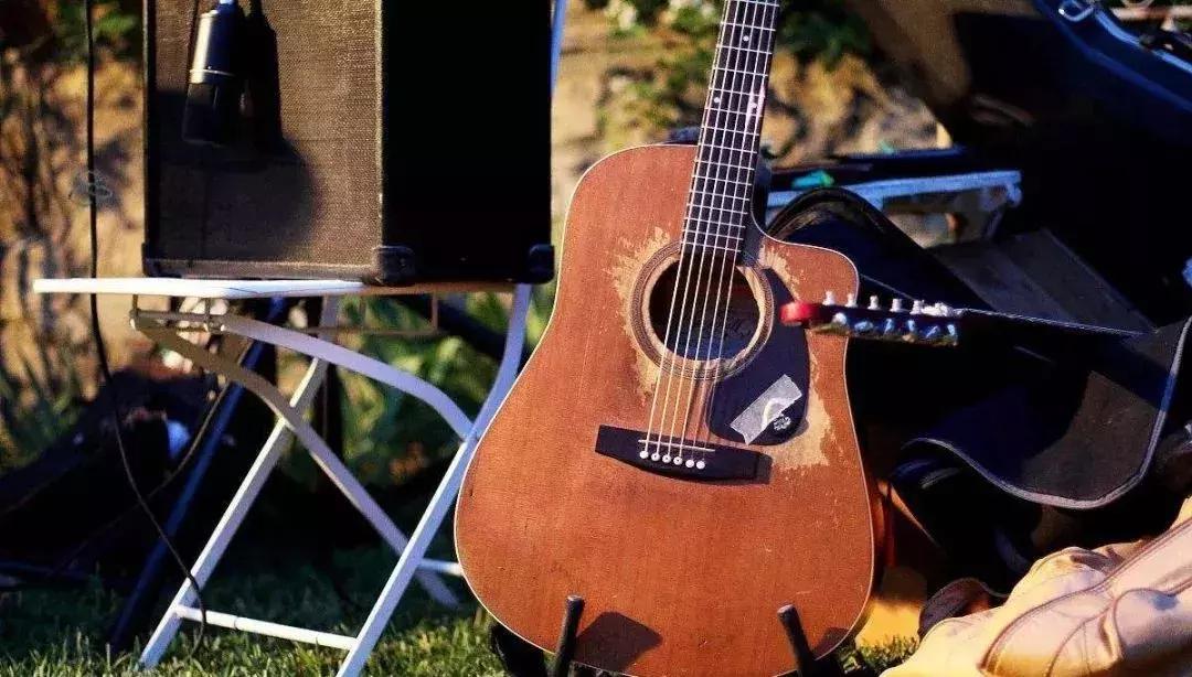 想学吉他教学入门,想学好吉他有什么书