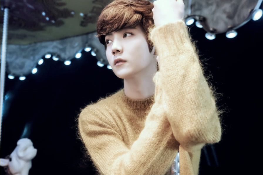 鹿晗探班曼联博格巴,鹿晗探班曼联全集