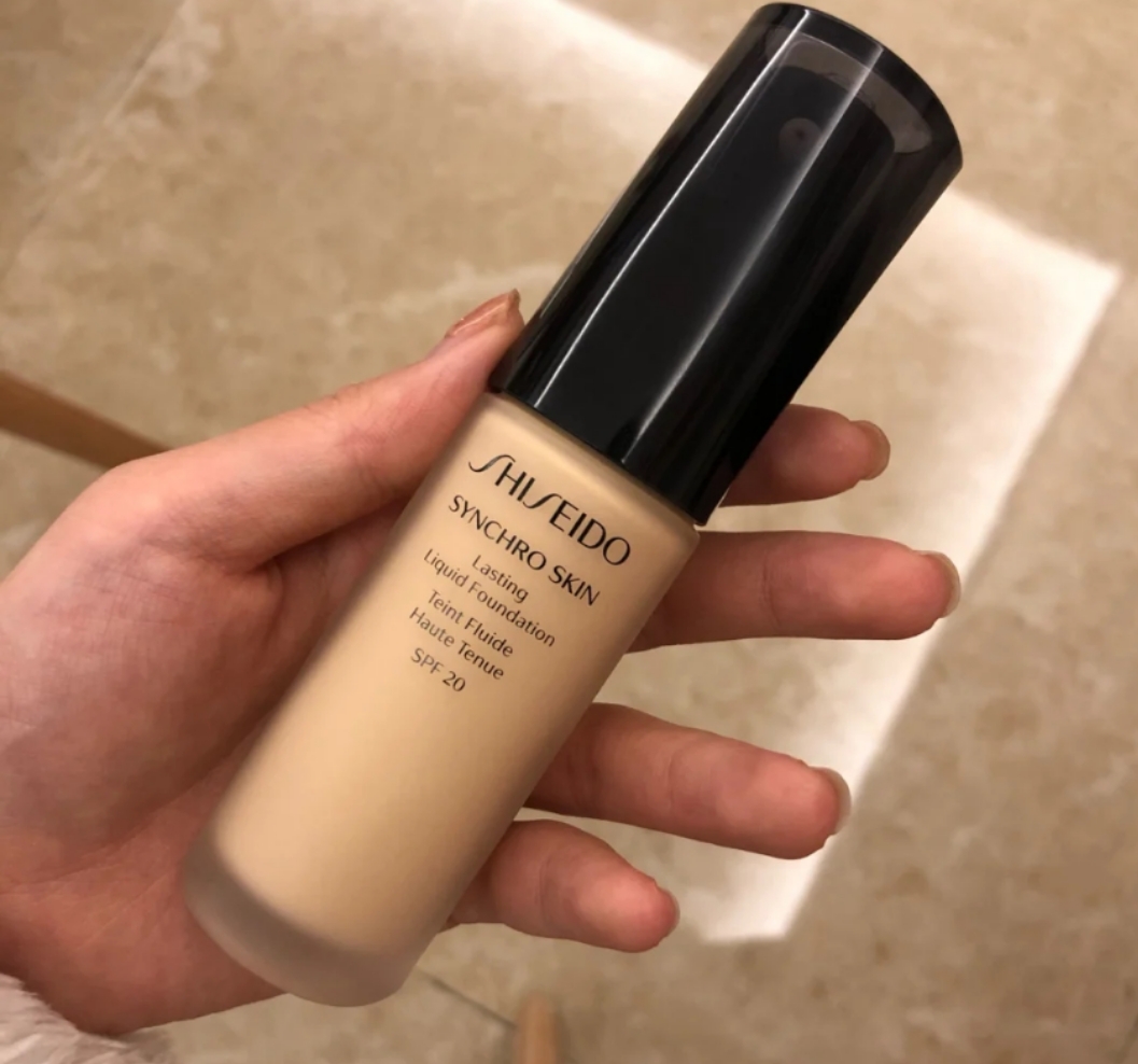 雅诗兰黛dw粉底液4w4的测评,十大名牌粉底液雅诗兰黛