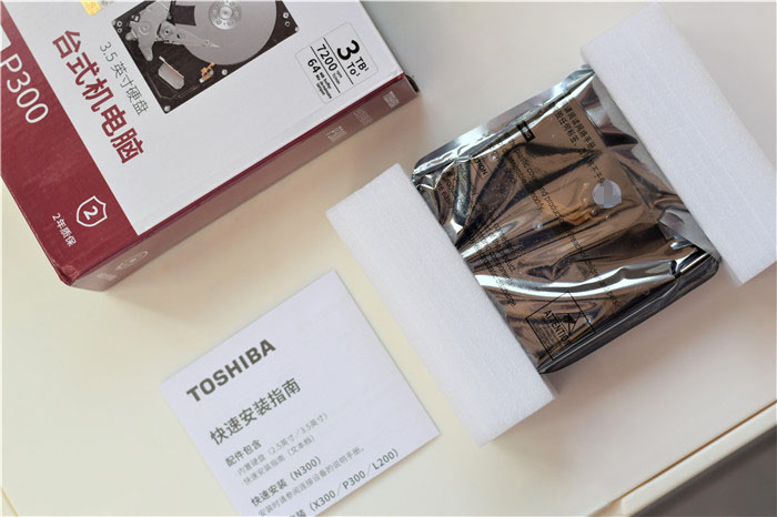 东芝机械硬盘p300和acs200,东芝p300机械硬盘1t是几个磁头