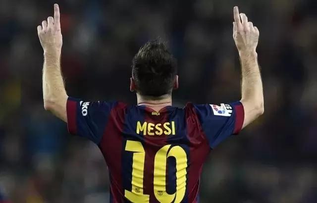 如此梅西，怎能不吹！2018年度《442》百佳球员第一获得者