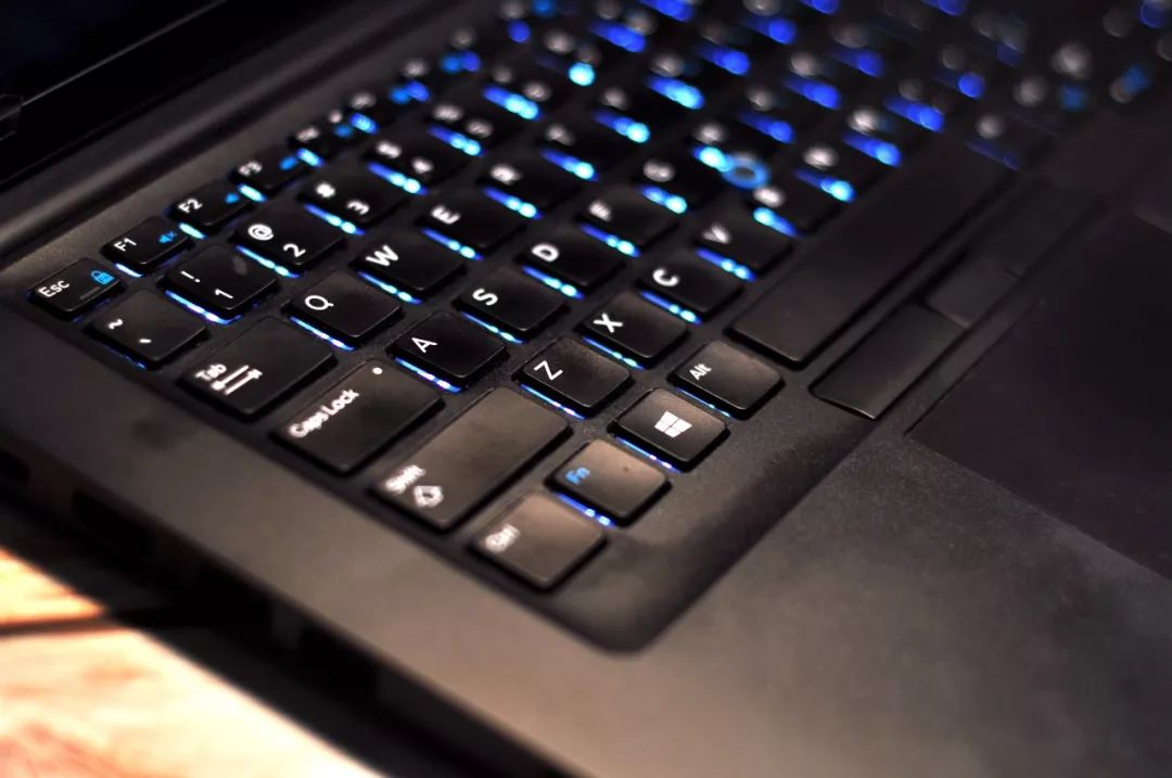 职场新人怎么选笔记本电脑,员工办公室怎么挑选电脑