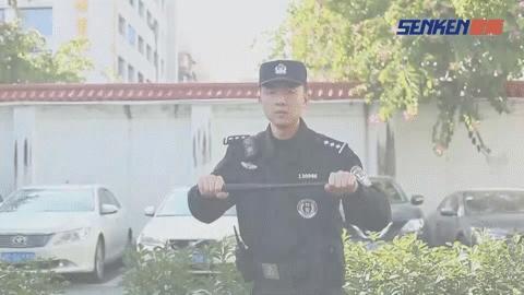 新式警用甩棍比老式结实吗,2019单警装备电棍