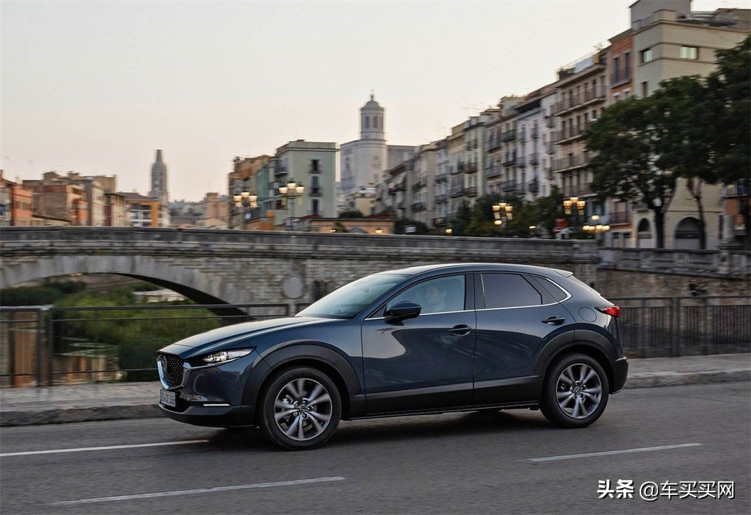 预算十万买这几款车让您赚到爆,又实用又有面子15万块首选这3款车