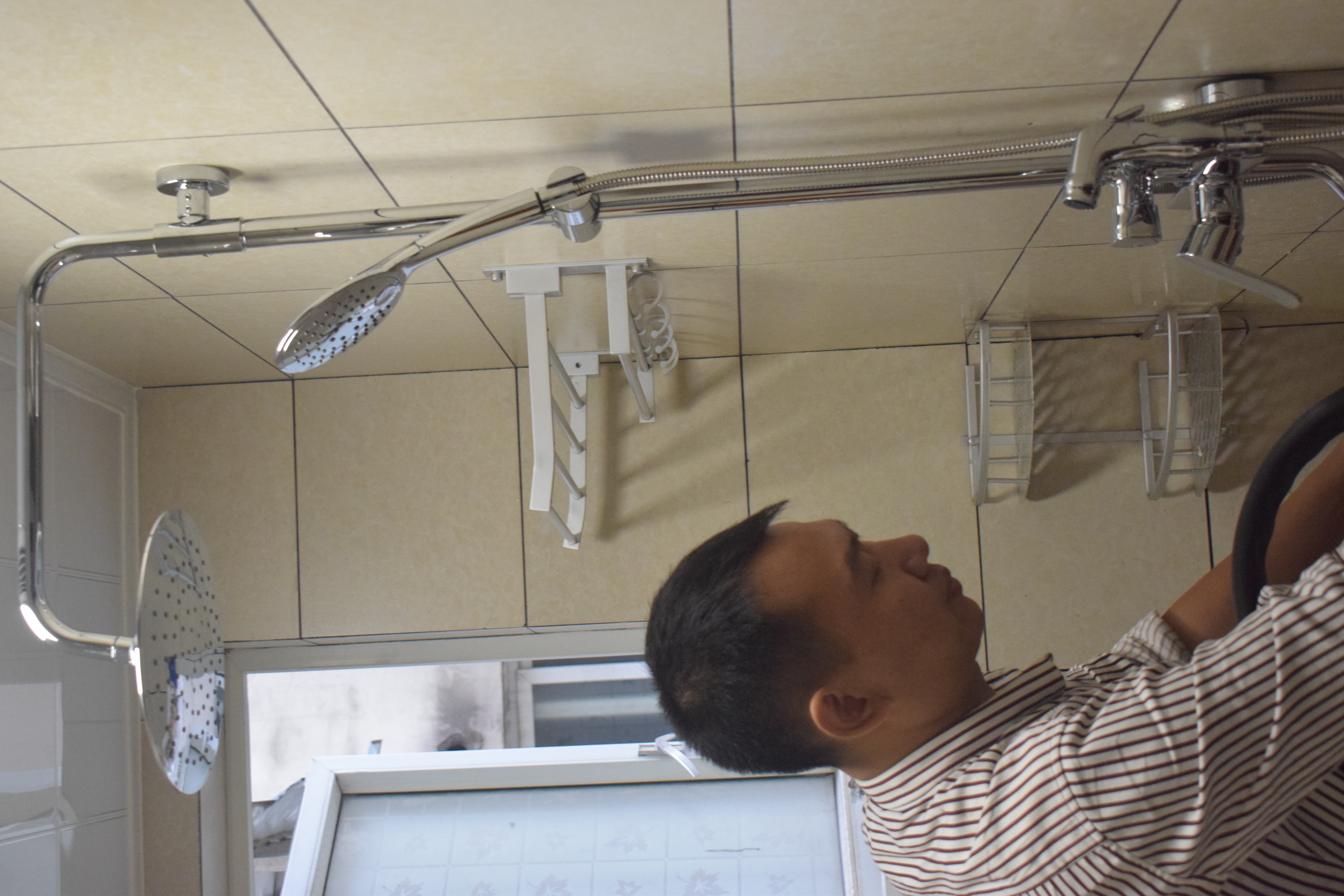 三档空气增压花洒,四档强力增压花洒