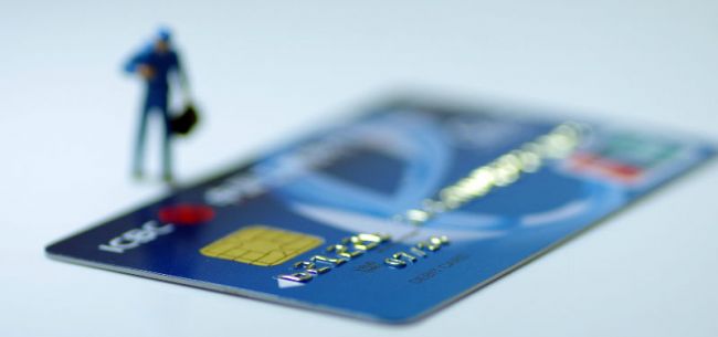 信用卡负债被起诉,信用卡逾期后起诉怎么解决