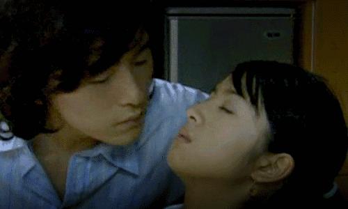 各个版本的恶作剧,恶作剧之吻播出时郑元畅多大了