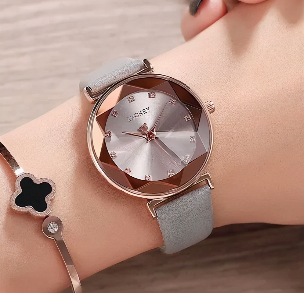 送女友的礼物推荐零零后,各个阶段送女朋友礼物推荐清单