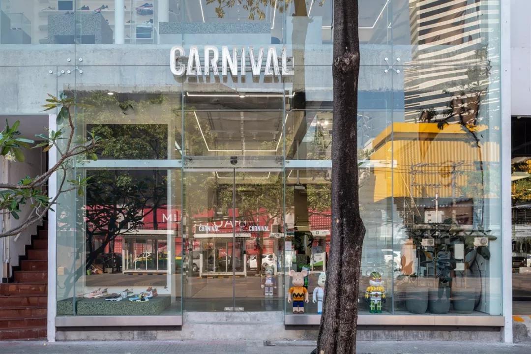 泰国便宜小众潮牌衣服,最近很火的泰国潮牌衣服