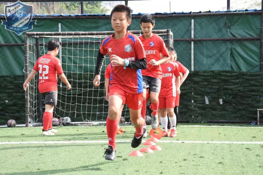 足球才是真正的必杀技,足球除了靠速度还靠什么