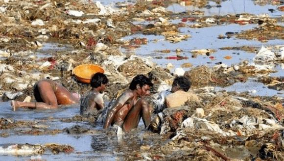 瞒不住了？！疫情最大的黑洞，这个国家可能导致疫情爆发