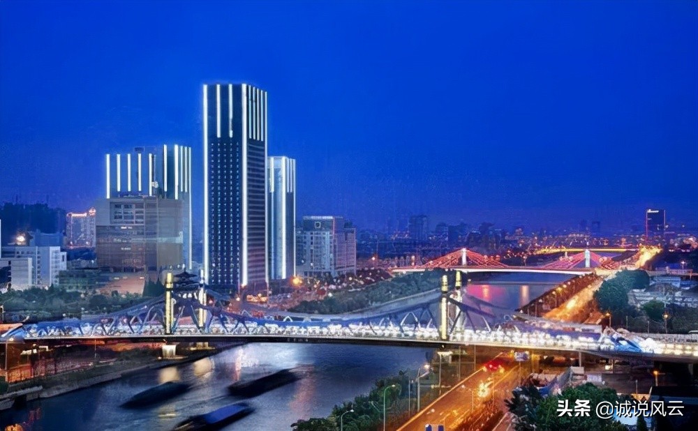 预计镇江2025江苏gdp排名,镇江前三季度gdp2021排名