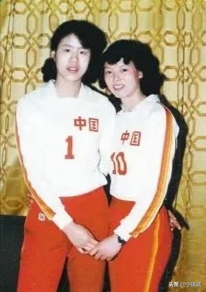 女排世界杯11连胜郎平流泪,中国女排世界杯11连胜卫冕