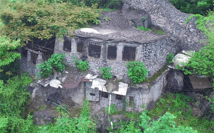 92岁老人14年花26万建墓,17年湖南90岁老人自建活人墓落地