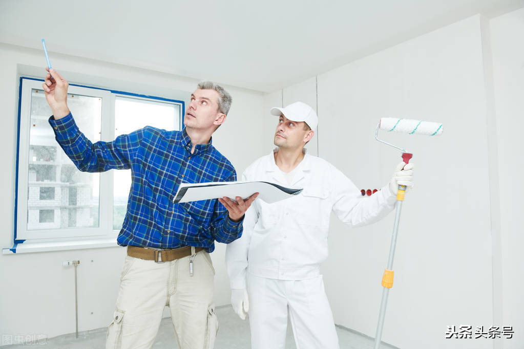 物业保洁在小区要交物业费,物业保洁员对业主负责什么