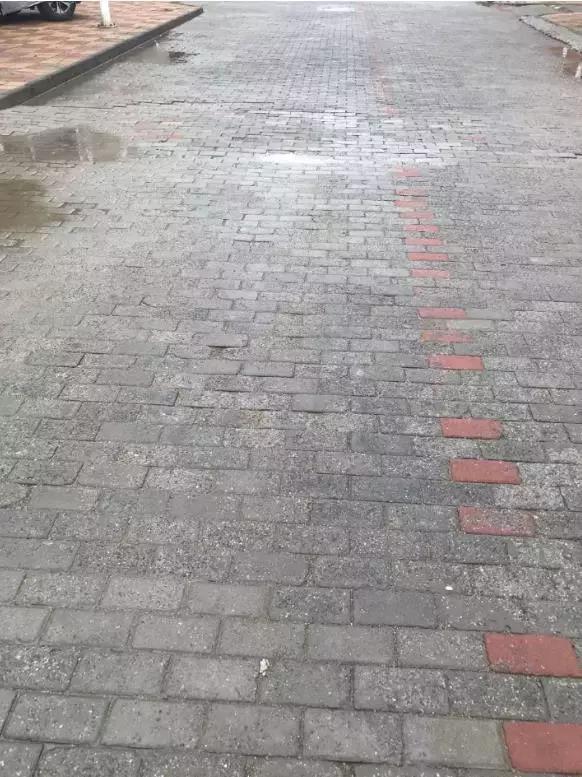 新划进光明中学的这个老小区，位置真好！还不贵