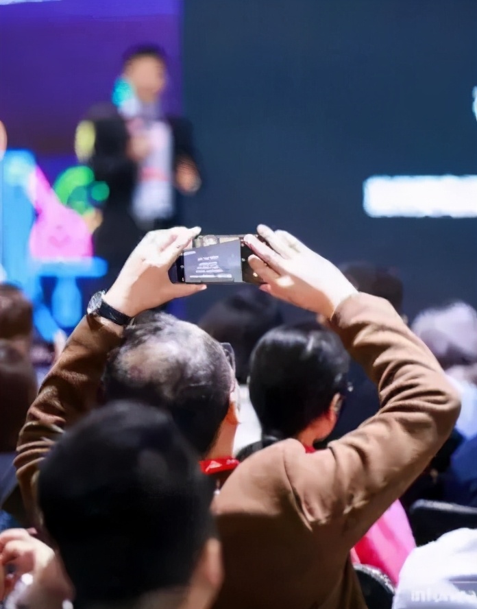 汇聚“世界名流”，绽放本土异彩！FHC自信而来