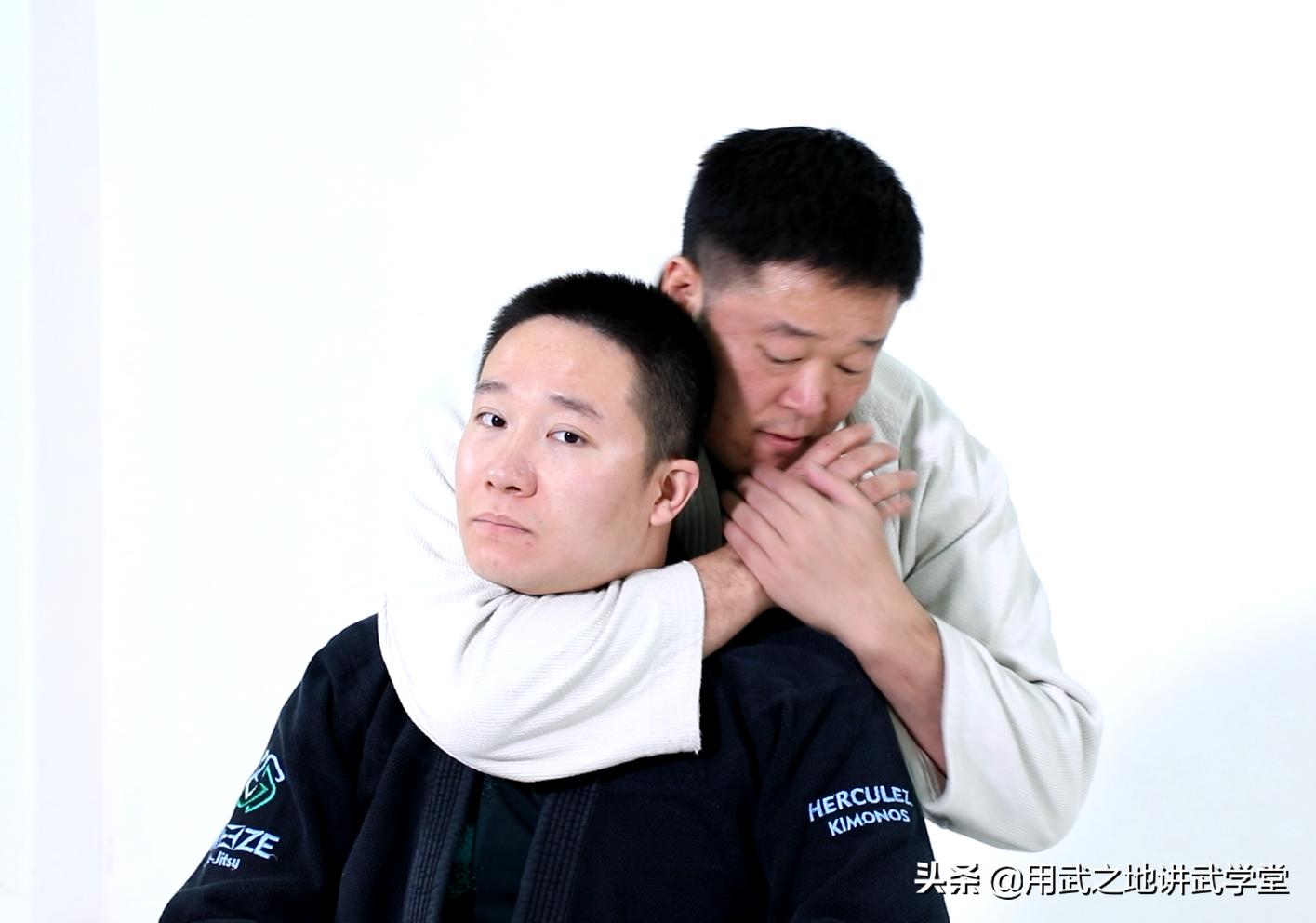 这是巴西柔术中最强的杀招!三秒内让敌人失去战斗力