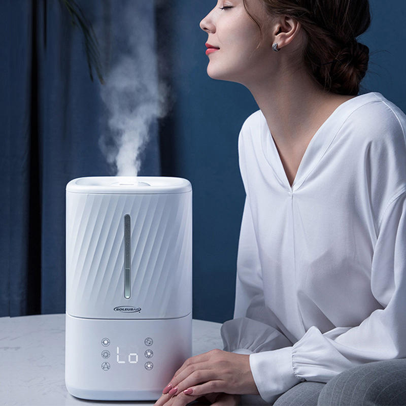 冬天起静电是空气干燥的原因吗,冬天干燥家里有静电怎么办