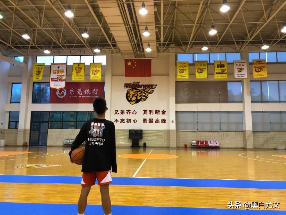 足球和篮球的发展潜力,足球和篮球能改变孩子的性格吗