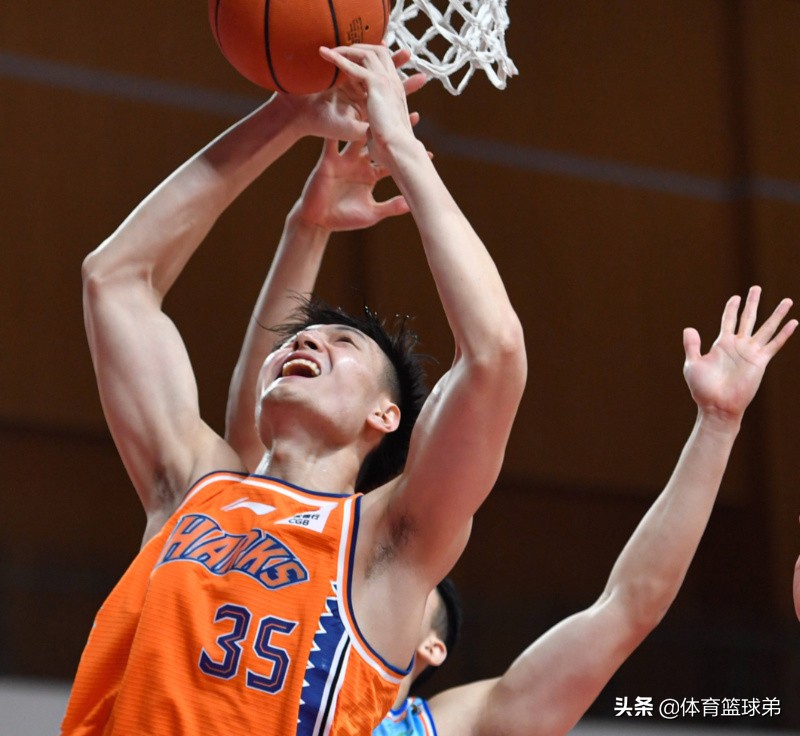 cba新秀可以直接签d类吗,cba新秀进国家队