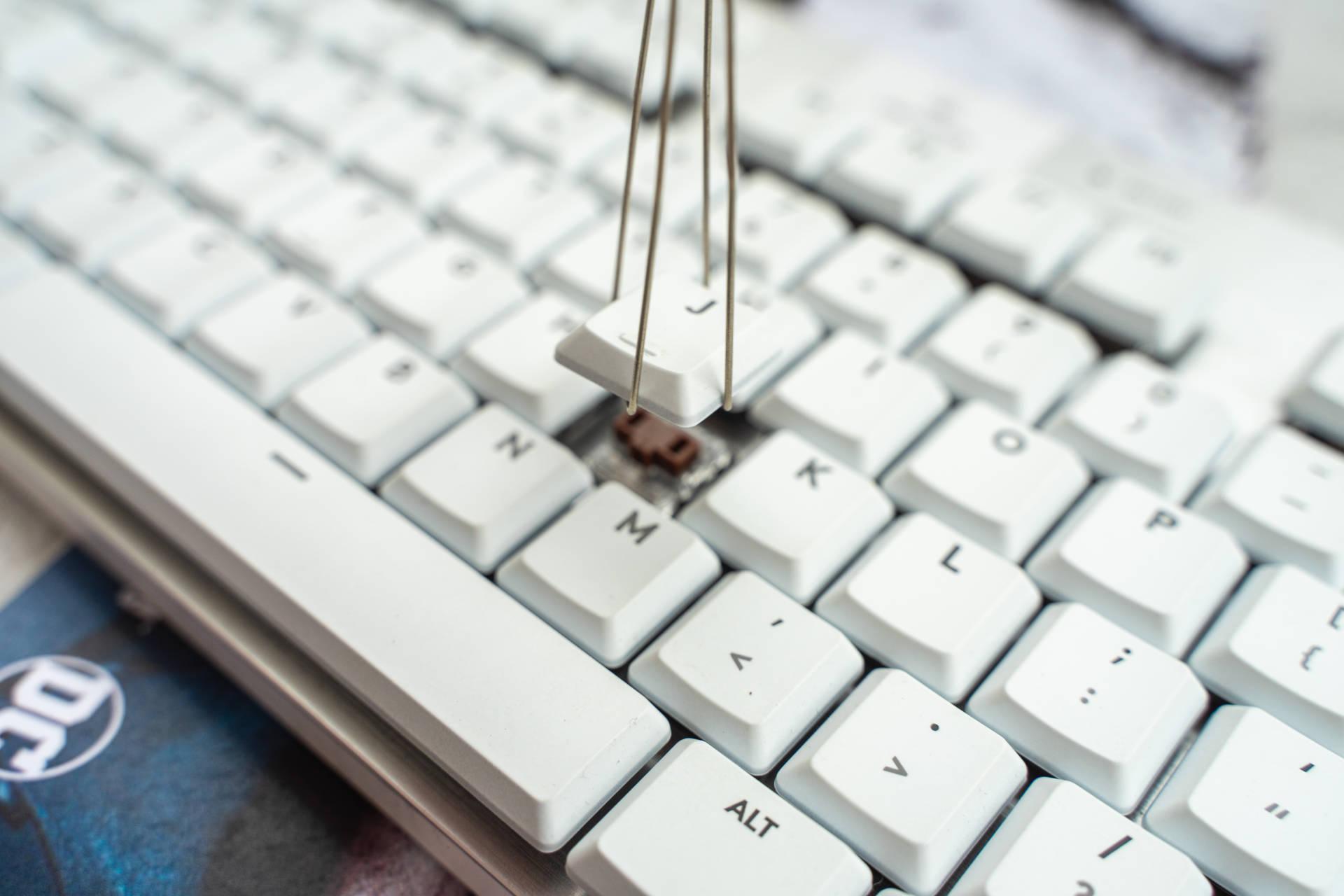 罗技g913tkl与海盗船k70promini,罗技g913和tkl键盘比较