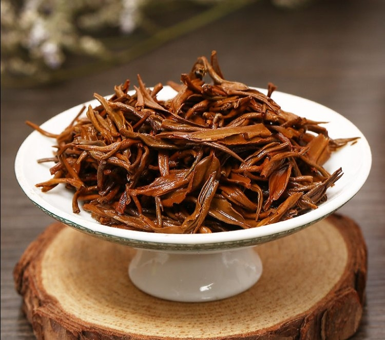 红茶为啥喝起来酸的,红茶为什么会有酸涩感