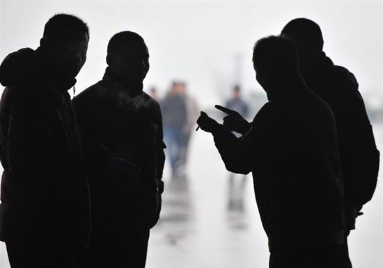 无年龄差母女逛街，被店员当成闺蜜，网友：这样的媳妇给我来一打