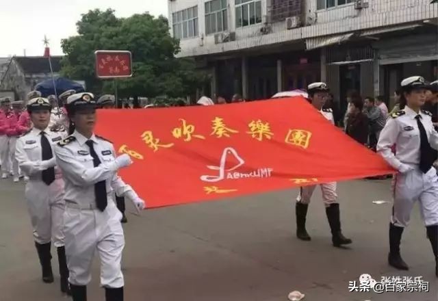 阜南张氏祠堂落成庆典仪式,张氏祠堂唱戏人山人海