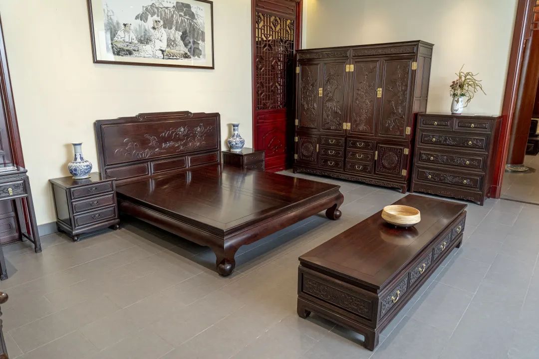 广州番禺吉盛伟邦一楼店面,吉盛伟邦实体店