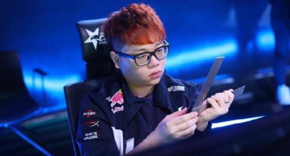 英雄联盟心态差的职业选手,英雄联盟心态崩了怎么上分