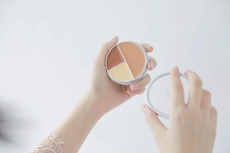 打了遮瑕还用打粉底吗,傻瓜式磨皮遮瑕