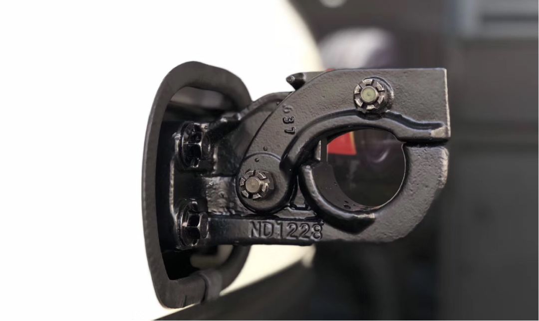 途乐y624.0穿越无人区改装,途乐y61双门版越野改装