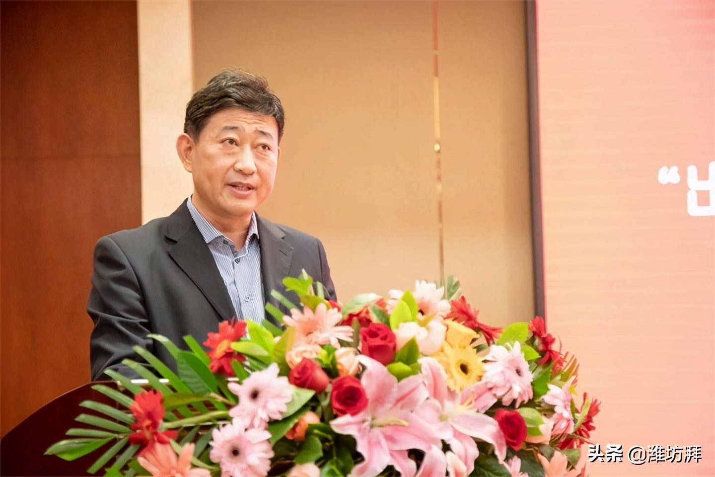 出口供应链金融平台,出口电商助力传统企业转型