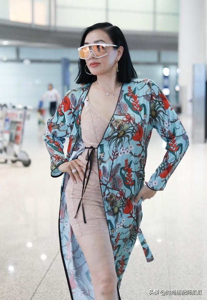 女人过了30别穿那么老气,女人过了50岁别穿几种裤子