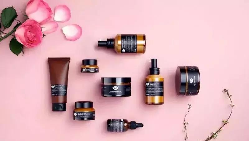 10亿“*身卖**”失败，淘宝精油第一品牌该何去何从？