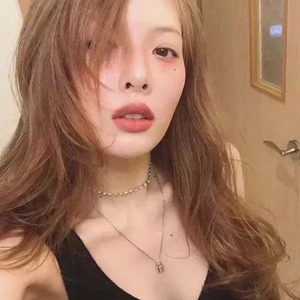 秋冬温柔显白美甲腮红,橘朵腮红哪个适合秋冬