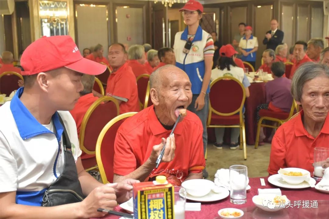 莫道桑榆晚为霞尚满天专访,莫道桑榆晚为霞尚满天央视解说