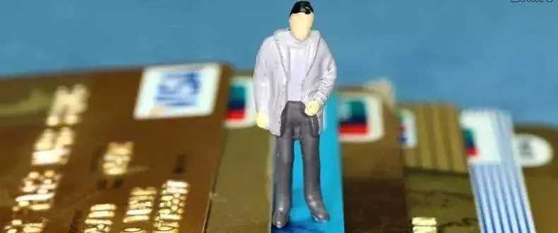 浦发银行信用卡逾期10万怎么协商,广州信用卡10万逾期半年要坐牢吗