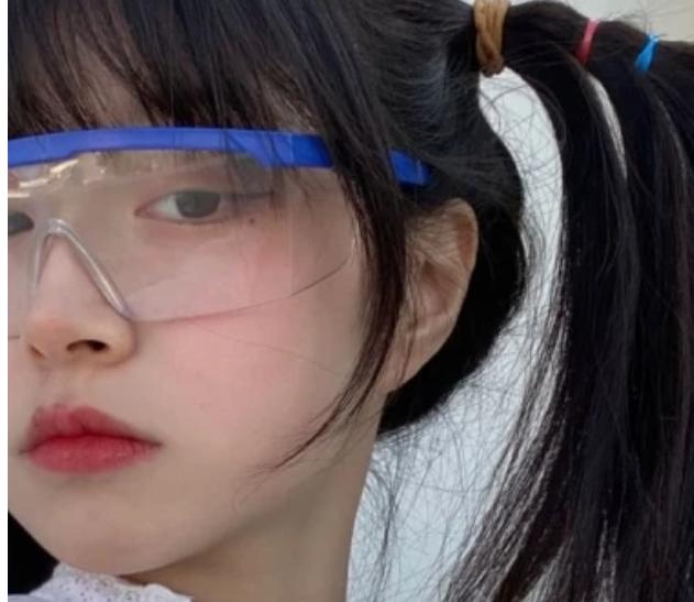 女生嫌弃自己眼睛小,女生嫌自己眼睛小