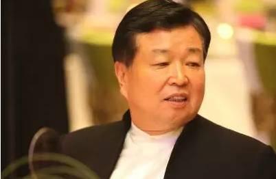 从*血卖**求生到身家780亿，躲过金融危机，靠一款产品家喻户晓