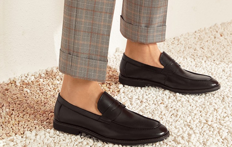 收起你的帆布鞋吧,英伦风乐福鞋痞帅穿搭