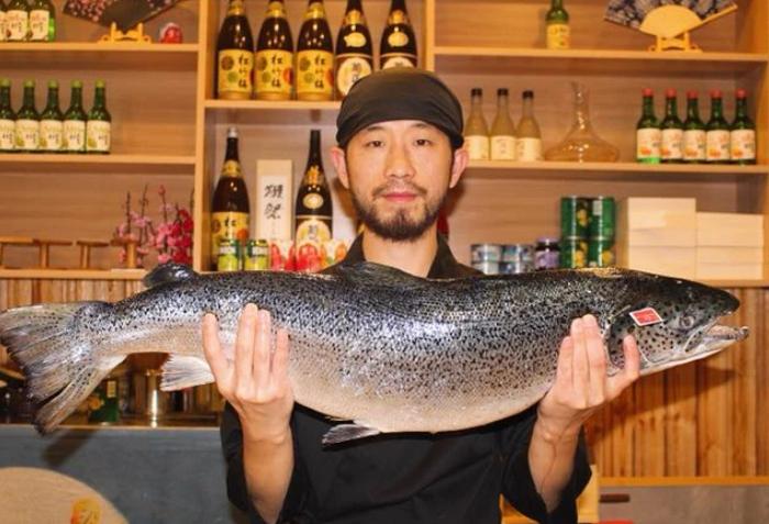 成都排队疯狂餐饮楼,成都最好的餐厅前十名