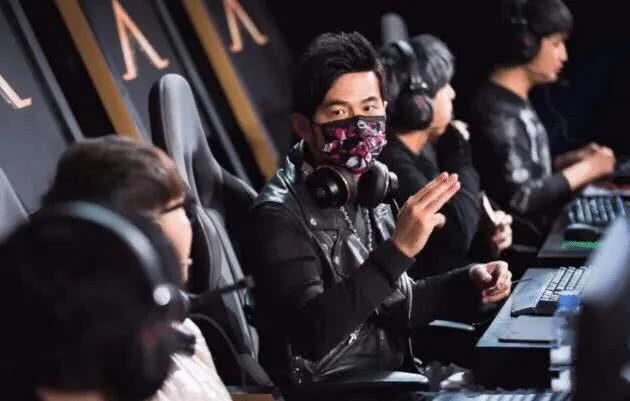 魔杰电竞网咖周杰伦什么配置,周杰伦的魔杰电竞网咖还开着吗