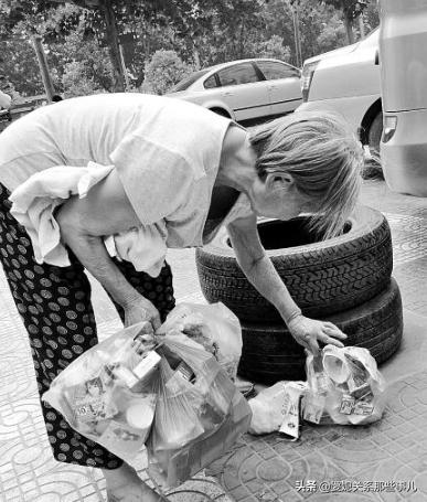 嫌弃捡垃圾的婆婆,有一个爱捡破烂的婆婆怎么办