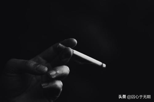 我虽然抑郁了，你们可以叫我疯子，但是不要叫我傻子！