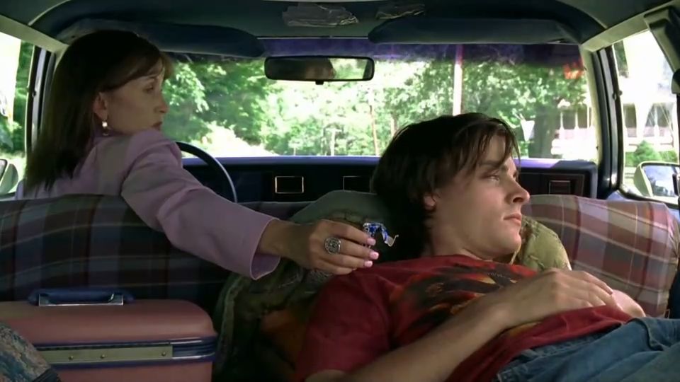 父子也能搞暧昧？这片的反转也太大了吧