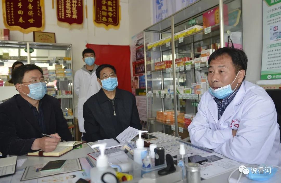 我心目中的白衣天使400字,我心目中的医护人